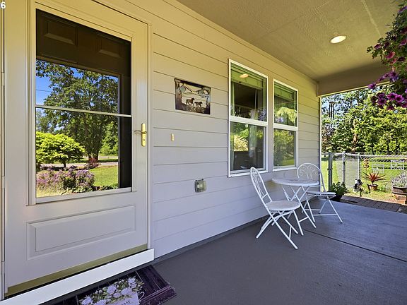 5th image of 25757 SE Frog Pond Ln