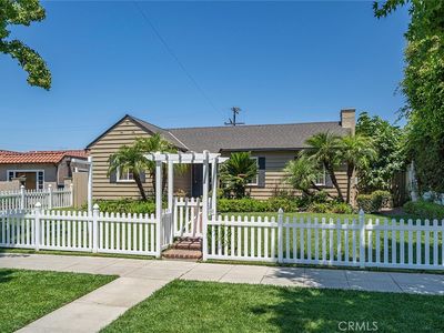 725 E Bixby Rd, Long Beach, CA, 90807