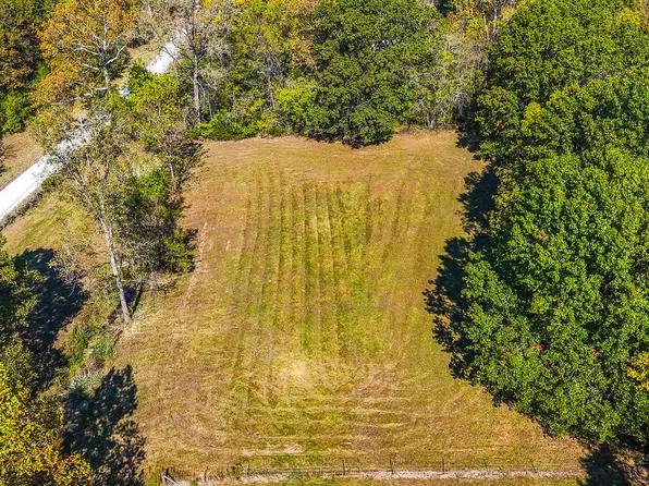 S Mount Pleasant Rd, Hartsburg, MO 65039