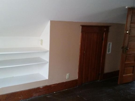 4th image of 1324 Claremont St