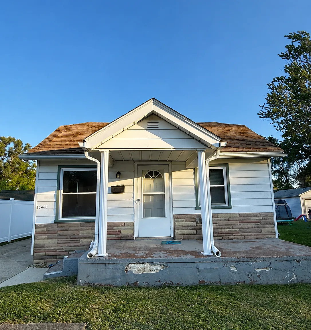 3 bed, 1000 sqft, $1,450 — Photo 1