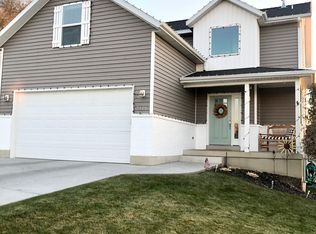 2401 W 4250 S, Roy, UT 84067