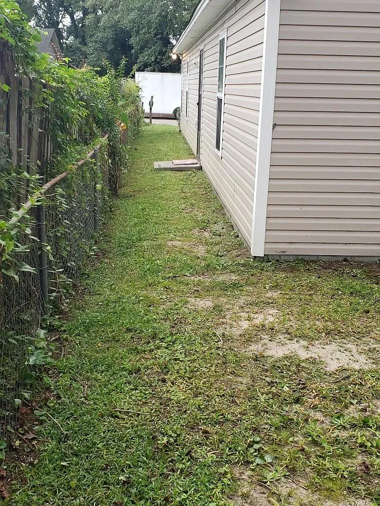 3 bed, 994 sqft, $2,250 — Photo 3