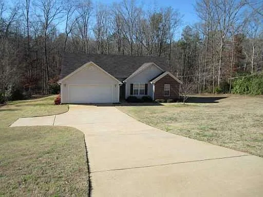 230 Belmont Cir photo 1