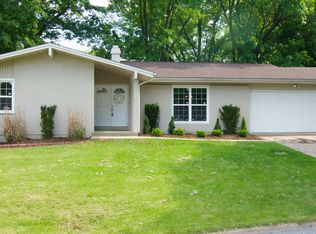 42 Janis Ann Dr, Saint Peters, MO 63376