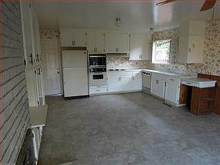 3rd image of 5353 Lassen Ave