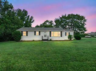 3053 Canal Rd, Farnham, VA 22460