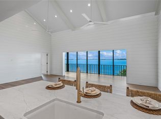 1860 Bay Rd APT 306, Vero Beach, FL 32963