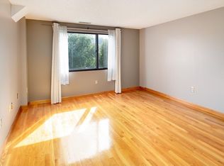 30 Revere Beach Pkwy APT 413, Medford, MA 02155