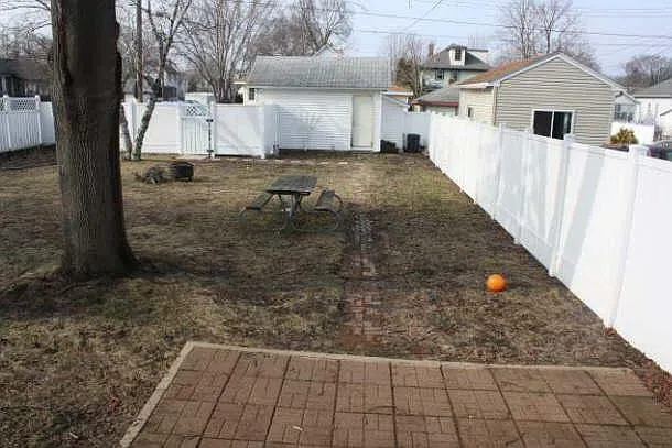 628 10th St W — Photo 26