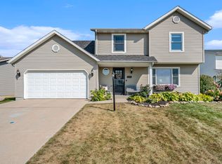1375 Golf View Dr, Nappanee, IN 46550