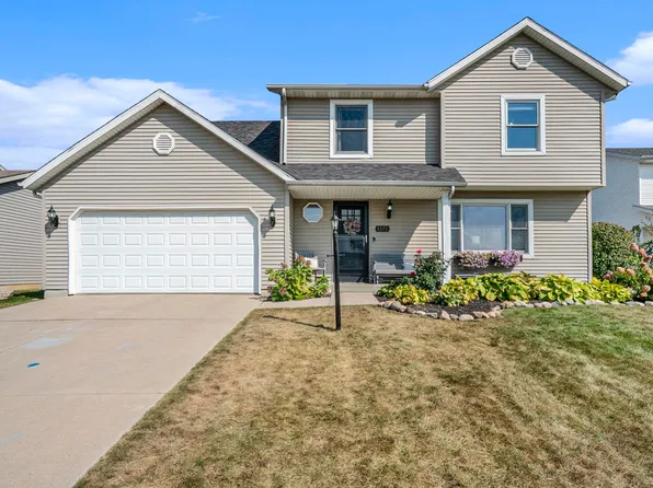 1375 Golf View Dr, Nappanee, IN 46550