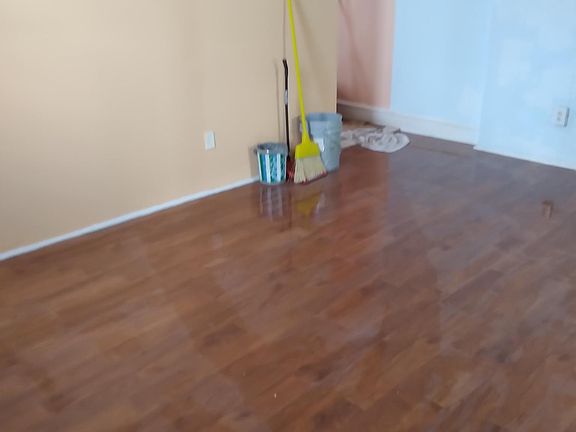 5th image of 731 Herkness St Floor 2