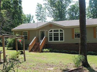 740 Louisa Farms Ln, Bumpass, VA 23024