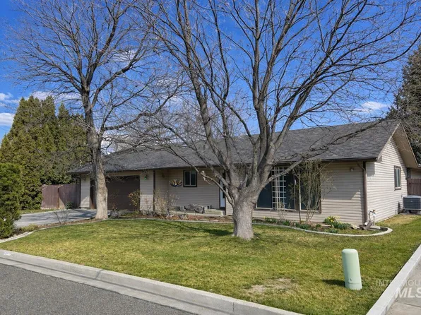 744 16th Ave E, Jerome, ID 83338