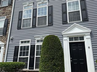 8 Fawn Ct, Delanco, NJ 08075