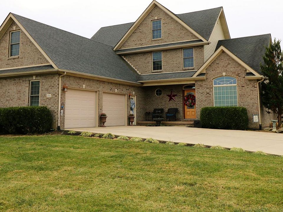 1st image of 202 Crimson Dr