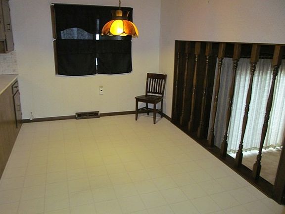 3rd image of 7217 Craigmere Dr