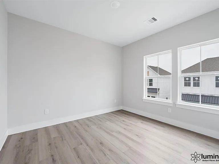 6702 Metro Blvd #3 — Photo 5