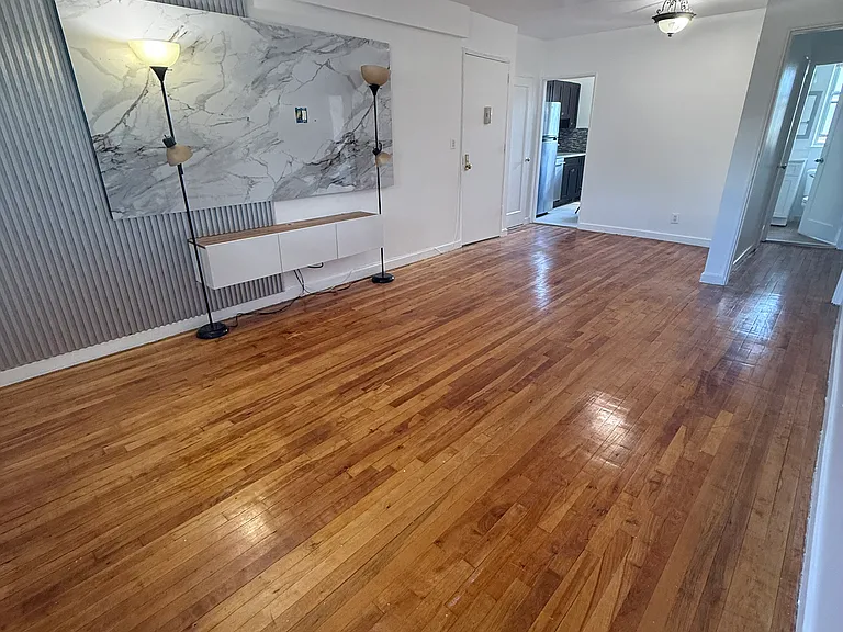 35 Winchester Ave #1B — Photo 10