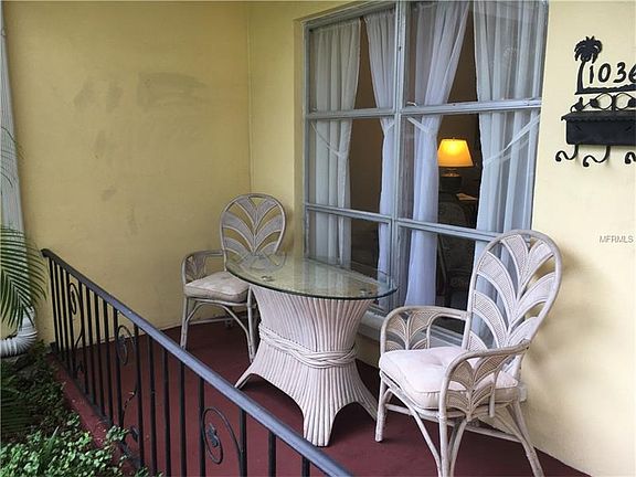 3rd image of 1036 Charles St