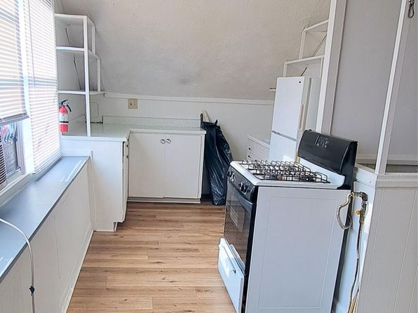 1025 Maple Ave APT 1