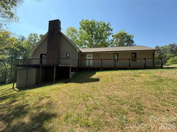 2922 Lovie Ln, Hudson, NC 28638