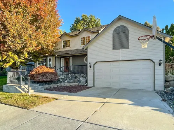 9014 W Grand Ronde Ave, Kennewick, WA 99336