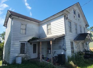 4664 Upper Rd, Shamokin, PA 17872