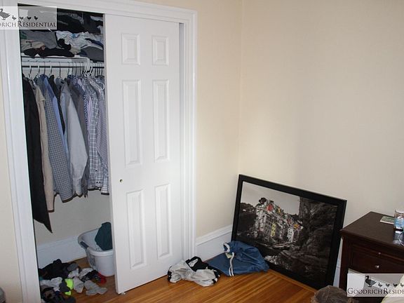 4th image of 300 Marlborough St APT 8B