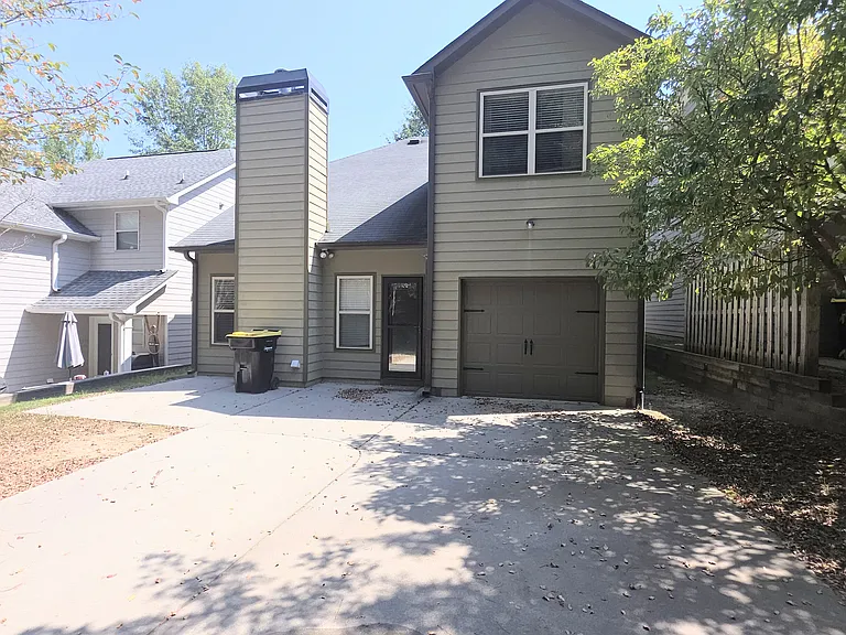 113 Macalester Dr — Photo 26