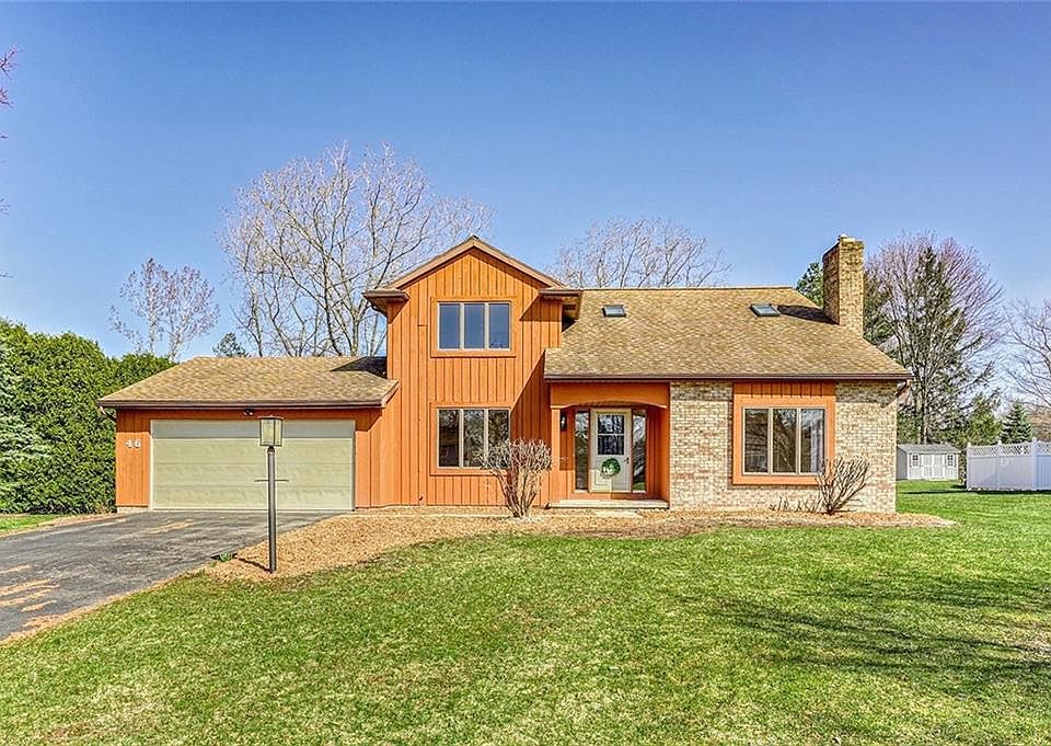 1st image of 46 Pine Brook Cir