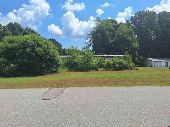 340 D And C Subdivision Rd, Dresden, TN 38225