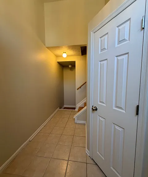 534 Crossbridge Dr — Photo 2