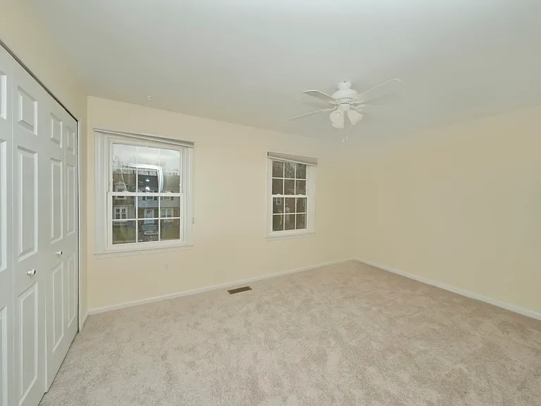 14426 Four Chimney Dr — Photo 36