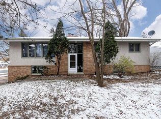 5248 France Ave N, Brooklyn Center, MN 55429