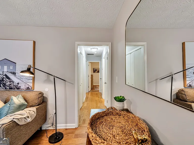 160 Booth Rd SW #A — Photo 12