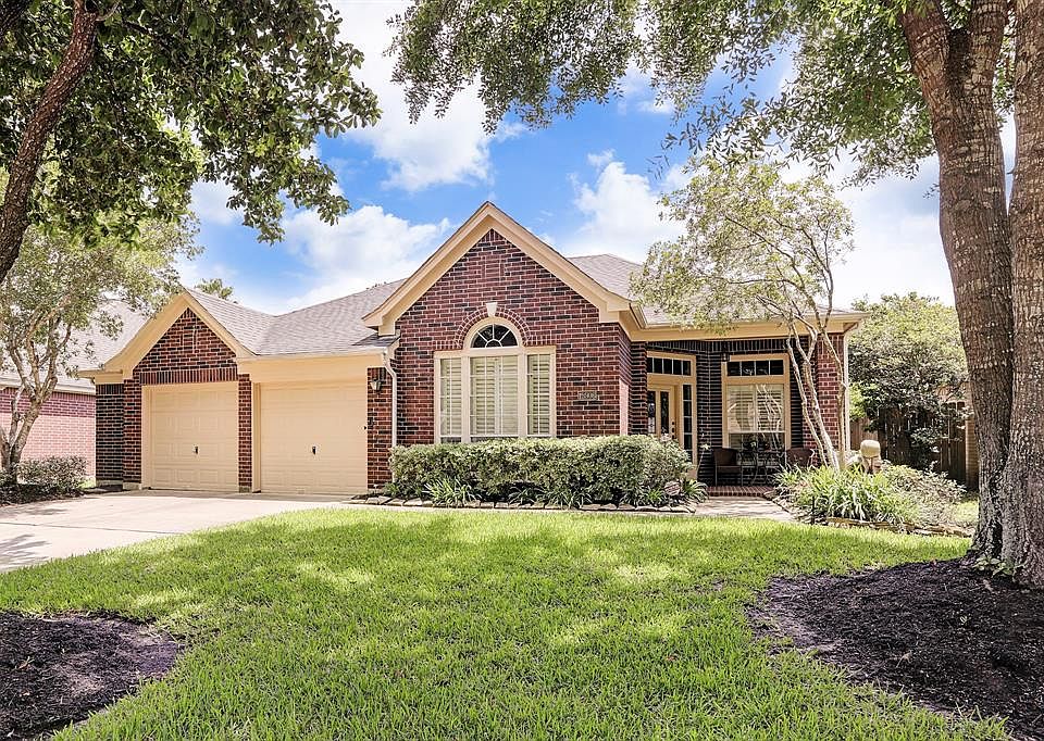 1st image of 15906 Stenbury Ct