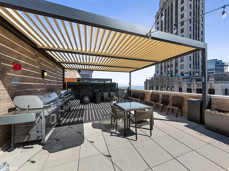 6 N Michigan Ave #1509 — Photo 21
