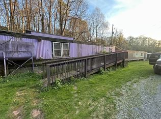302 Side Trl, Chilhowie, VA 24319