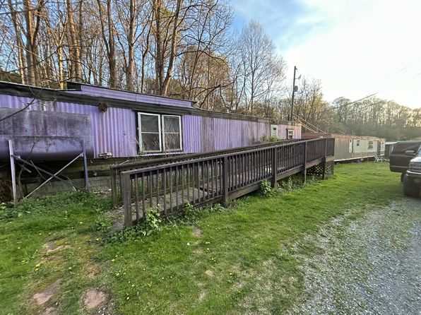 Chilhowie - 302, 302 Side Trl, Chilhowie, VA 24319