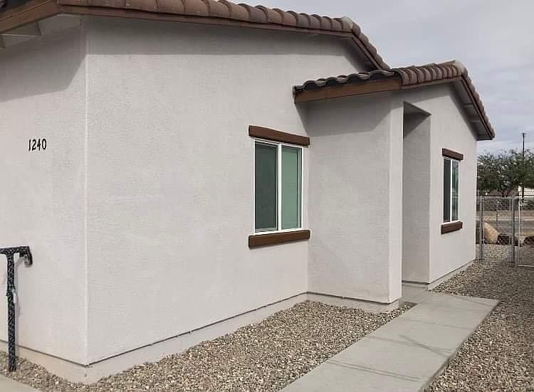 1st image of 1240 S 10th Ave