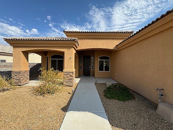 4th image of 2160 E Lago Grande Ct