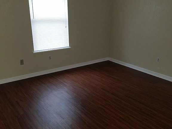 5th image of 3016 Wahnish Ct