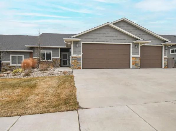 200 N Pine Lake Dr, Sioux Falls, SD 57110