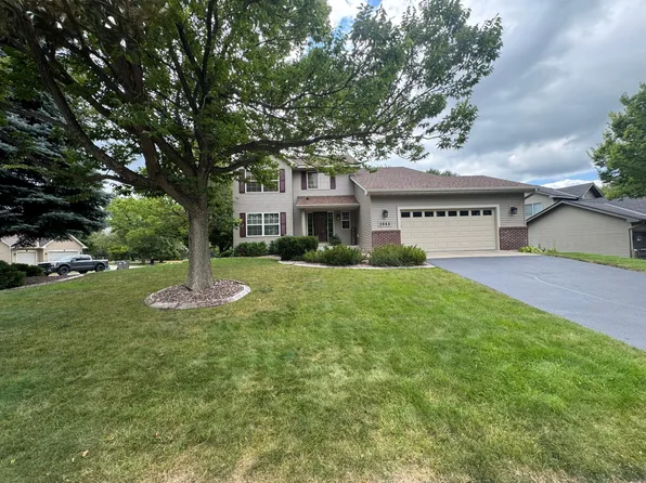 1945 Clearwater Rd, Waconia, MN 55387