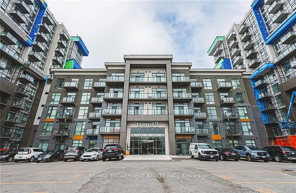 2 bed, $2,300 — Photo 1