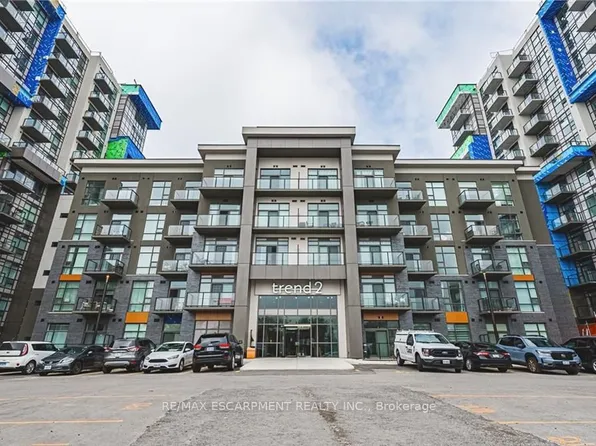 460 Dundas St E, Hamilton, ON