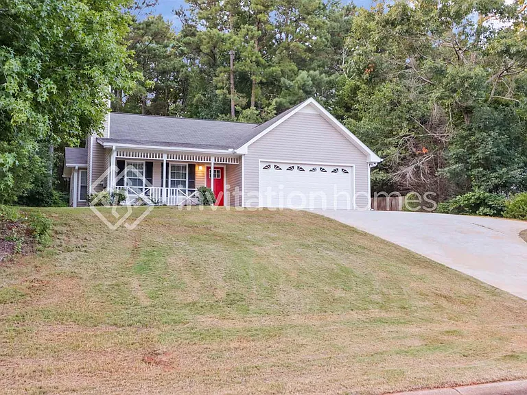 415 Cambridge Way — Photo 1