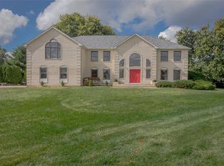 27 Melanie Mnr, East Brunswick, NJ 08816